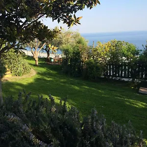  Alloggio per agriturismo Creuza De Ma Italia